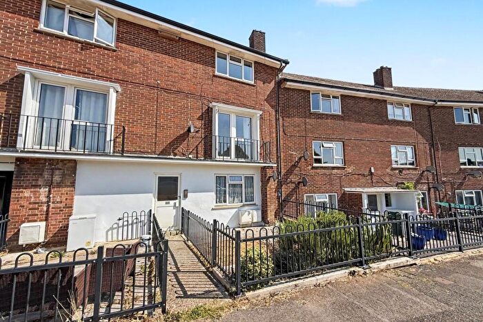 2 Bedroom Maisonette For Sale In Winchester, SO22