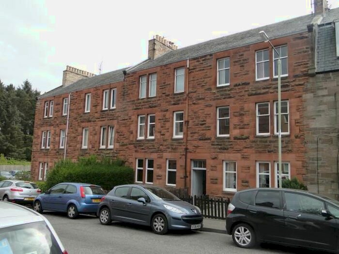 2 Bedroom Flat To Rent In Hawarden Terrace, Perth, PH1