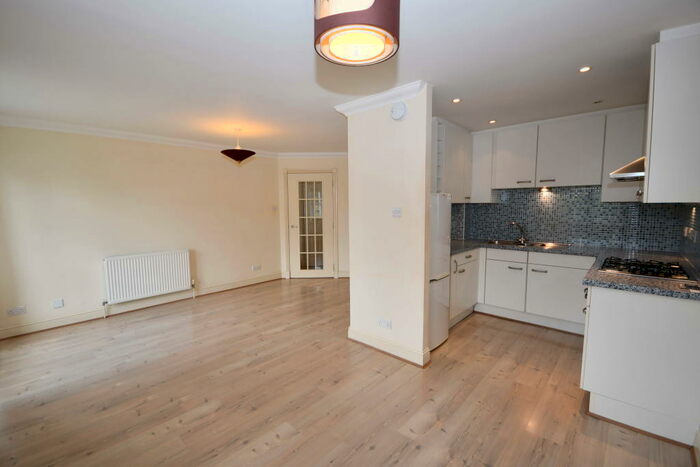 2 Bedroom Ground Flat To Rent In Woodgrove Drive, Inverness, Inverness-Shire, IV2