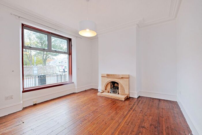 1 Bedroom Flat For Sale In Midstocket Road, Rosemount, Aberdeen, AB15