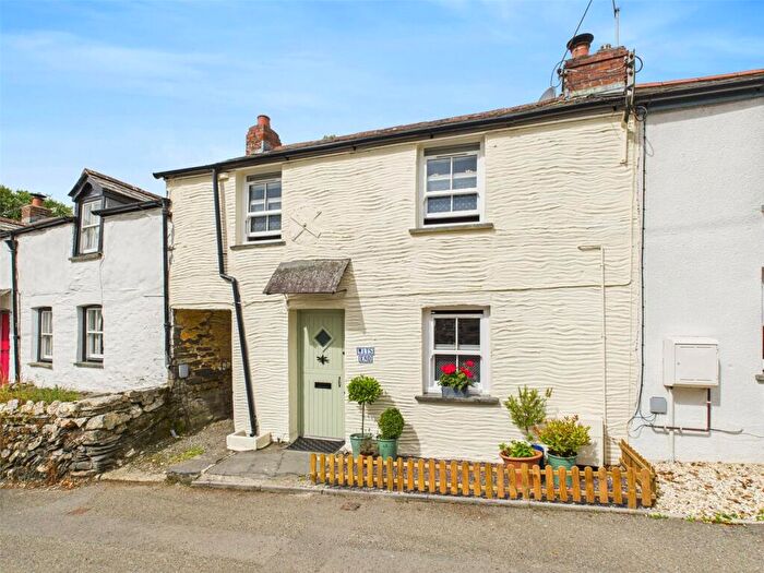 1 Bedroom Semi-Detached House For Sale In Egloshayle, Wadebridge, PL27