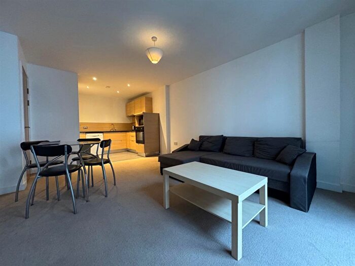 1 Bedroom Flat To Rent In Masson Place, Hornbeam Way, Green Quarter, M4