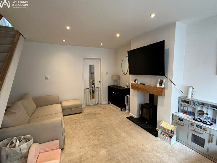 2 Bedroom End Of Terrace House For Sale In Hen Aelwyd, Bethesda, Gwynedd, LL57