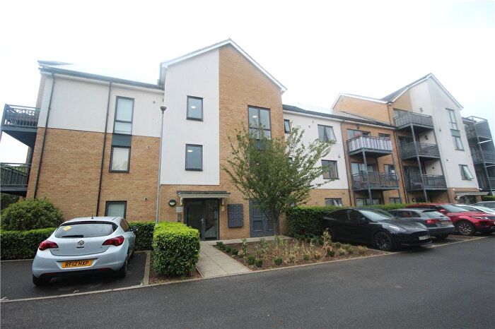 2 Bedroom Flat To Rent In Watson Place, London, SE25