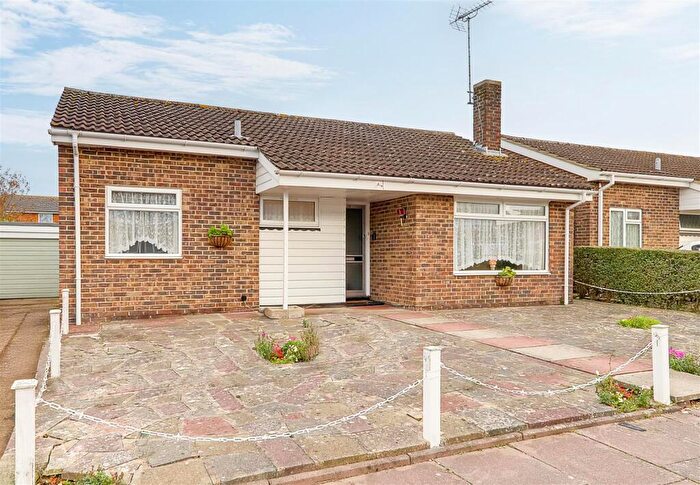 2 Bedroom Detached Bungalow For Sale In The Greenway, Goring-By-Sea, Worthing, BN12