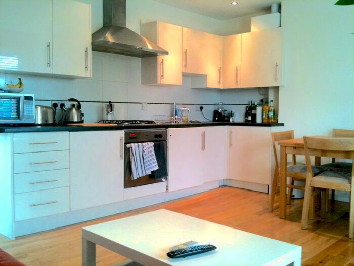 1 Bedroom Flat To Rent In High Road, East Finchley, N2