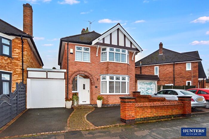 4 Bedroom Detached House For Sale In Carlton Drive, Wigston, LE18