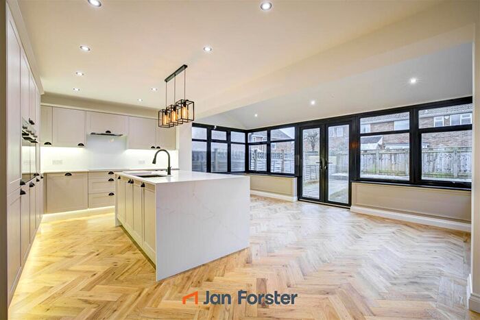 4 Bedroom Semi Detached House For Sale In Malvern Road, North Shields, NE29