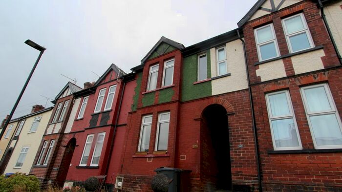 2 Bedroom Terraced House To Rent In Mount View Road, Sheffield, S8