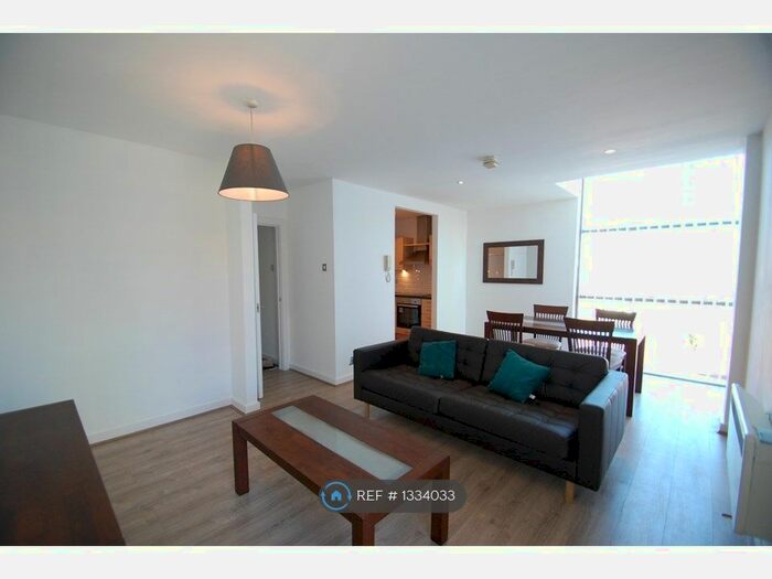 2 Bedroom Flat To Rent In Deansgate, Manchester, M3