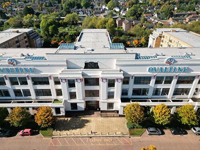 2 Bedroom Flat To Rent In Ovaltine Drive, Kings Langley, WD4