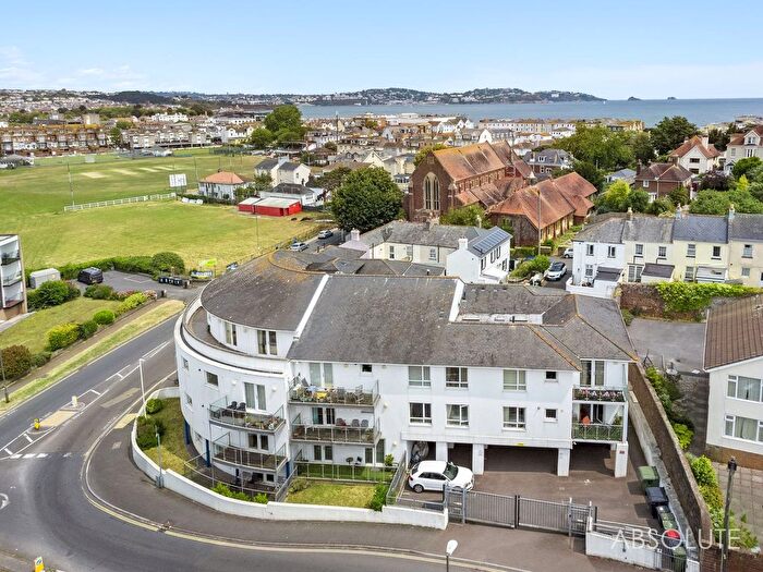 2 Bedroom Flat For Sale In Sands Road, Tor Sands, TQ4