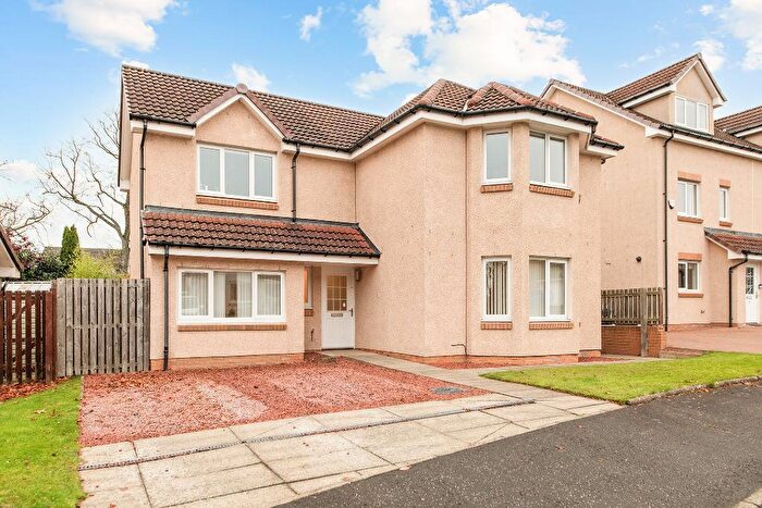 4 Bedroom Detached House For Sale In McCowan Crescent, Kinnaird, Larbert, FK5