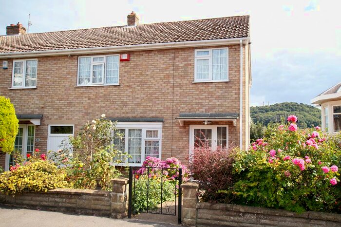 3 Bedroom End Of Terrace House To Rent In Westover Road, Scarborough, YO12