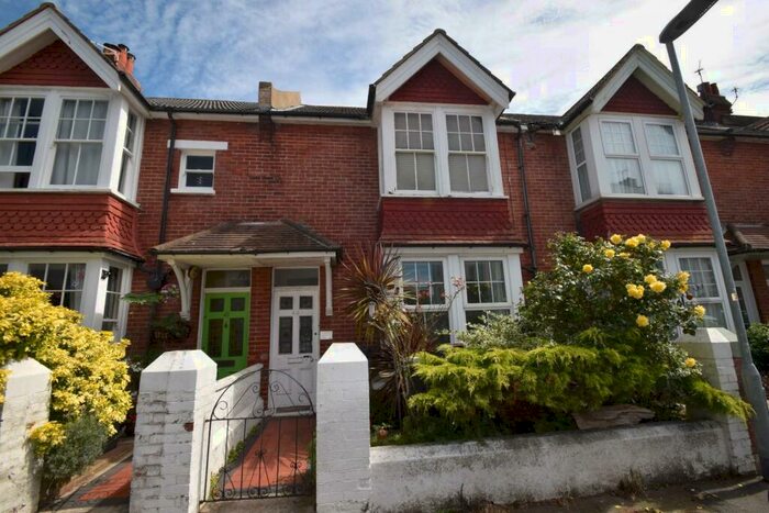 1 Bedroom Apartment To Rent In Latimer Road, Eastbourne, BN22