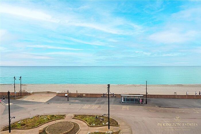 2 Bedroom Flat For Sale In Westleigh, Sea Hill, Seaton, Devon, EX12