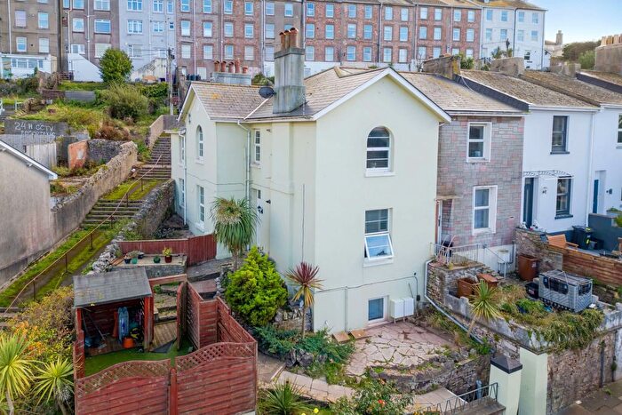 1 Bedroom Flat For Sale In Warberry Road West, Torquay, TQ1