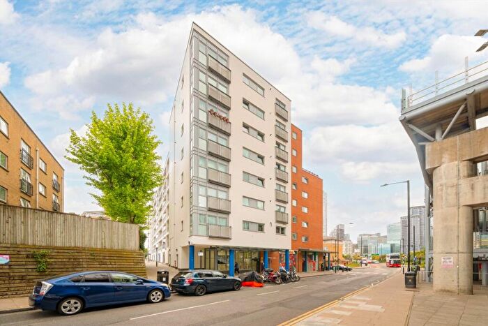 1 Bedroom Flat To Rent In Newport Avenue, East India, E14