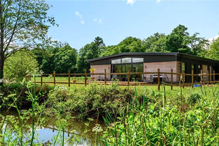 4 Bedroom Barn Conversion To Rent In Manor Lane, Timsbury, Romsey, Hampshire, SO51