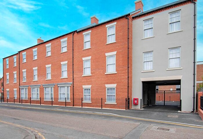 1 Bedroom Flat To Rent In West Street, Retford, DN22