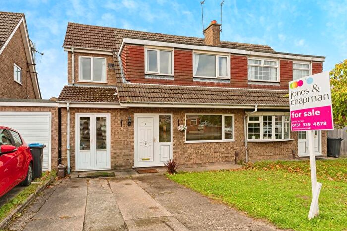4 Bedroom Semi-Detached House For Sale In Yeoman Way, Great Sutton, Ellesmere Port, CH66