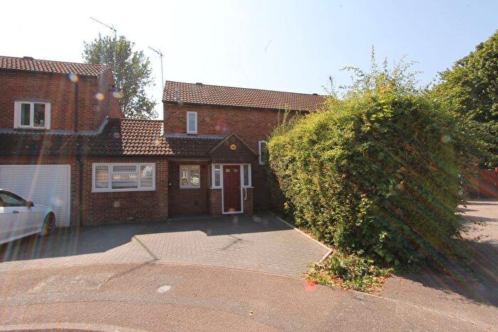 Semi-Detached House For Sale In Osmund Drive, Northampton, NN3