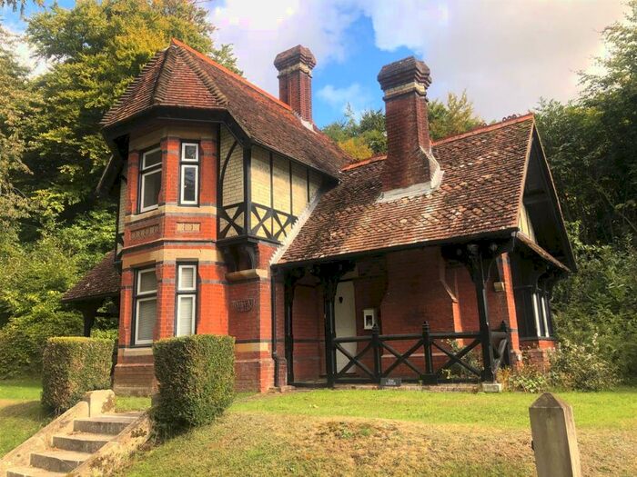 2 Bedroom Detached House To Rent In Great Gaddesden, Hemel Hempstead, HP2