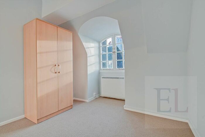 2 Bedroom Apartment To Rent In Cooper House, Lyons Place, London, NW8