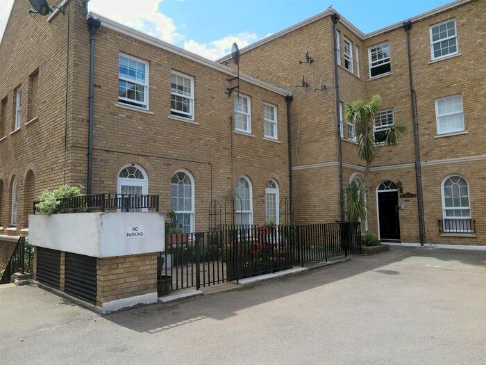 2 Bedroom Flat To Rent In Frederick Square, London, SE16
