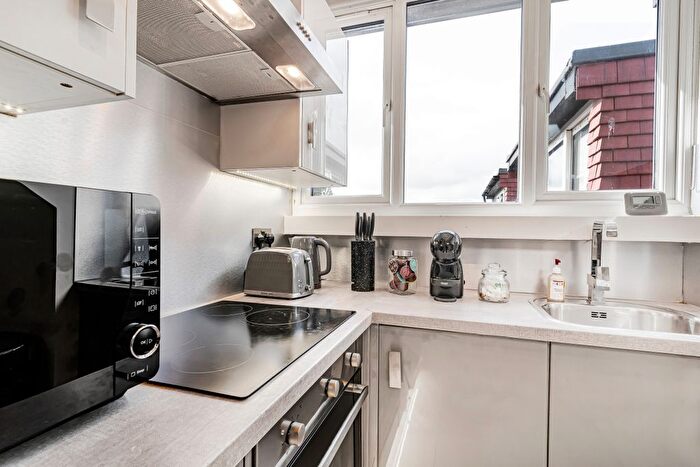 1 Bedroom Flat To Rent In Wembley Park Drive, Wembley, HA9