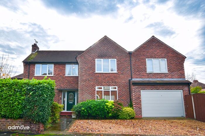 4 Bedroom Detached House For Sale In Beeston Avenue, Timperley, WA15