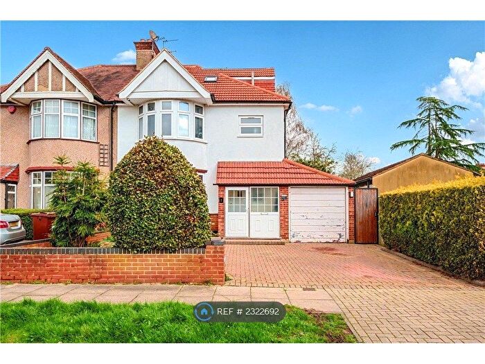 5 Bedroom Semi-Detached House To Rent In Hillview Gardens, Harrow, HA2