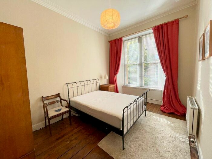 2 Bedroom Flat To Rent In Dumbarton Road, Partick, Glasgow, G11