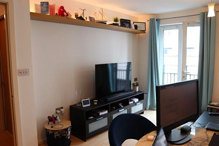 2 Bedroom Apartment To Rent In Apartment, Augusta House, Livery Street, Leamington Spa, CV32