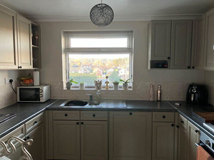 2 Bedroom Bungalow To Rent In Crummock Close, Bramcote, Nottingham, NG9
