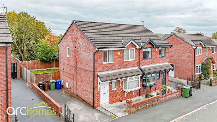 3 Bedroom Semi-Detached House For Sale In Bridgewater Street, Hindley, Wigan, WN2