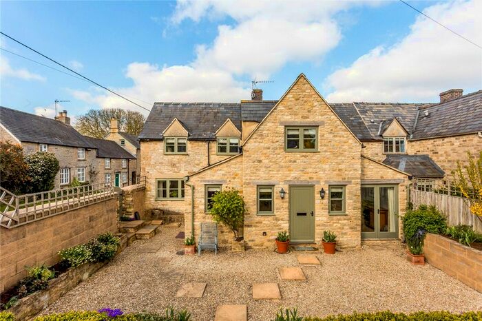 3 Bedroom Property For Sale In The Row, Fiddlers Hill, Shipton-Under-Wychwood, Chipping Norton OX7
