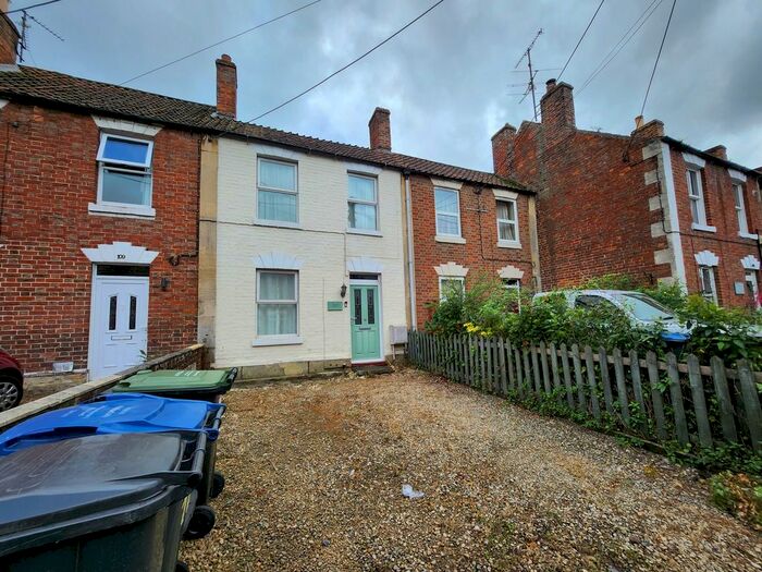 2 Bedroom Terraced House For Sale In Dursley Road, Trowbridge, BA14
