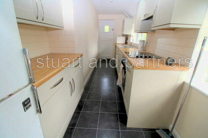 2 Bedroom Flat To Rent In Lewes Road, Lindfield, RH16