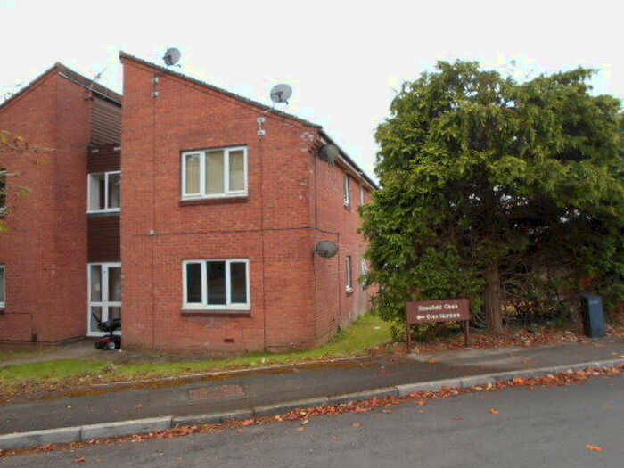 Studio To Rent In Stonefield Close, Swindon, Wiltshire, SN5