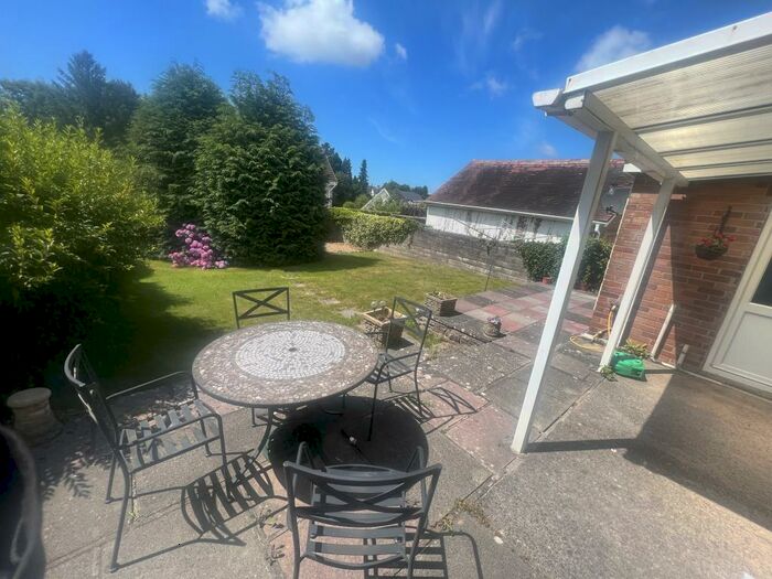 3 Bedroom House To Rent In The Retreat, Bridgend, CF31