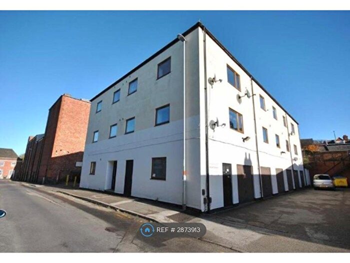 1 Bedroom Flat To Rent In Palace Court, Rushden, NN10