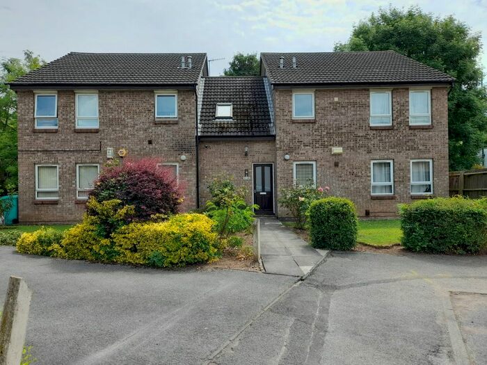 1 Bedroom Flat To Rent In Helm Close, Nottingham, Nottinghamshire, NG6