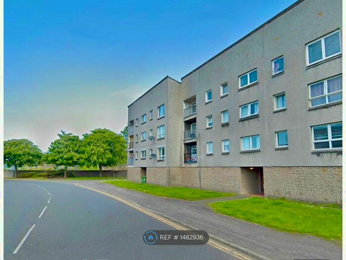 2 Bedroom Flat To Rent In Union Road, Grangemouth, FK3