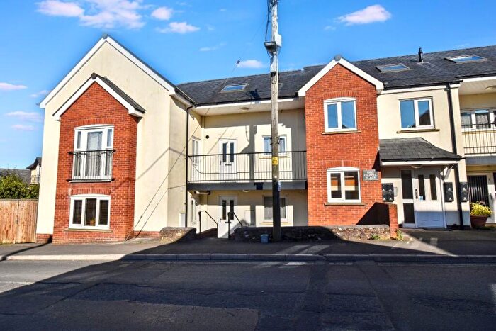 1 Bedroom Flat For Sale In Mill Road, Okehampton, EX20