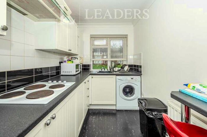 1 Bedroom Apartment To Rent In Hughenden Road, AL4