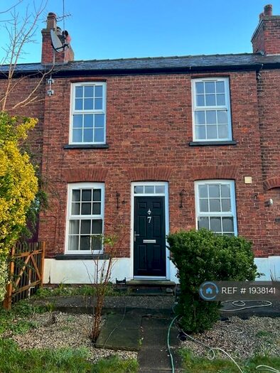 2 Bedroom Terraced House To Rent In The Green Welton, Hull, HU15