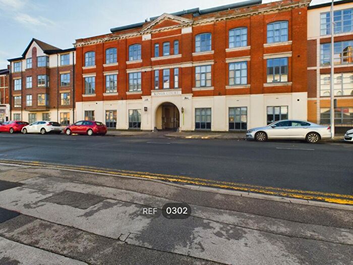 2 Bedroom Apartment To Rent In Kings Court, Wright Street, HU2