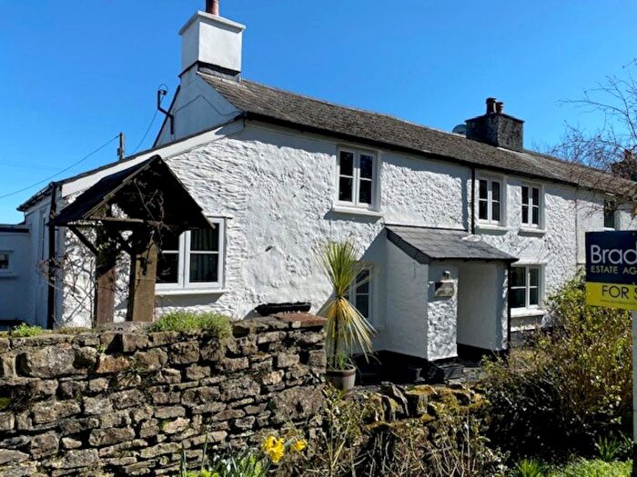 2 Bedroom Semi-detached House For Sale In Heathfield, Tavistock, Devon, PL19