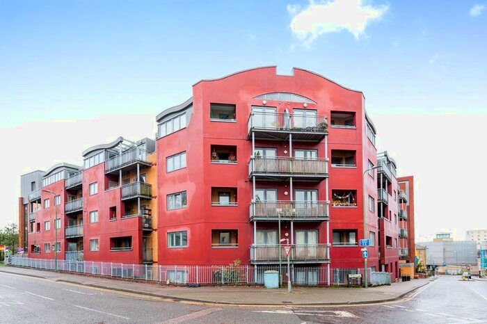 2 Bedroom Flat To Rent In Selden Hill, Hemel Hempstead, HP2